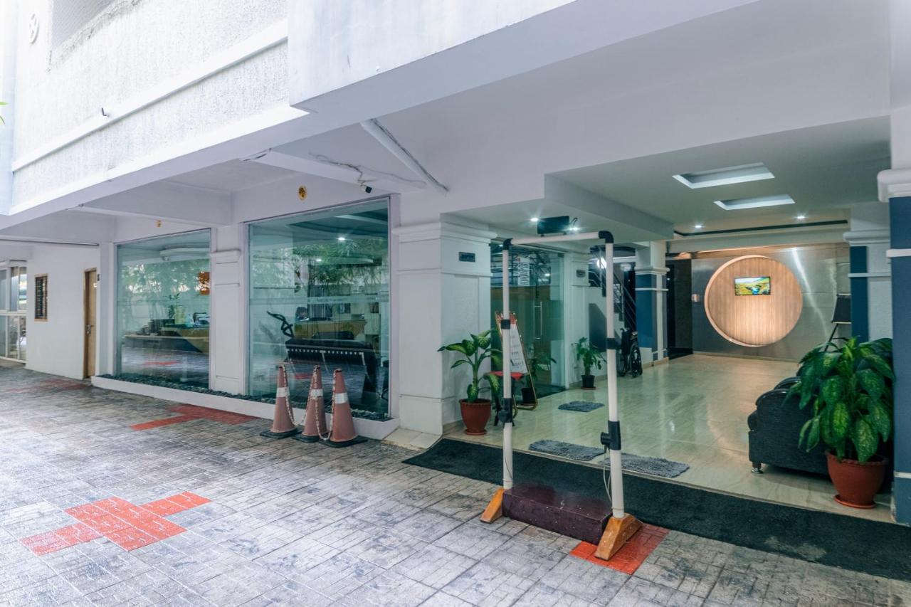 Hotel Athome , Whitefields, Kondapur Hyderabad Exterior photo