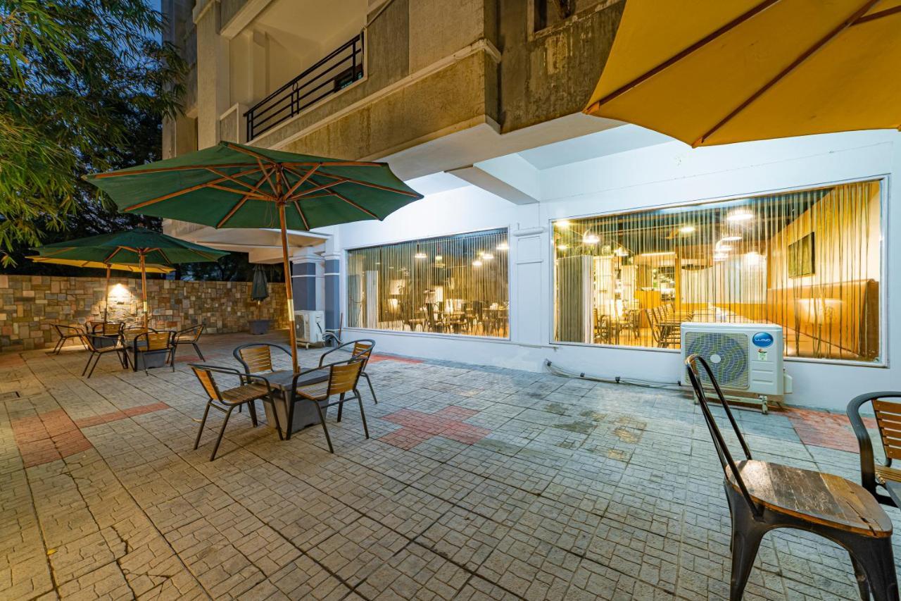 Hotel Athome , Whitefields, Kondapur Hyderabad Exterior photo
